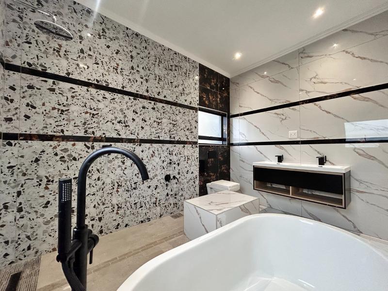 5 Bedroom Property for Sale in Seasons Lifestyle Estate North West